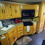 3E *Glamping At Treasure Lake*